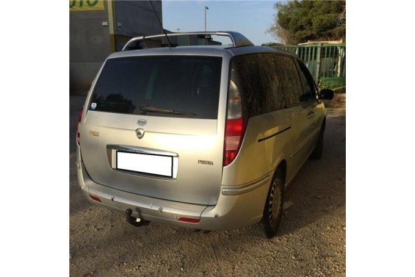 lancia phedra (180) del año 2006
