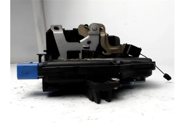 Recambio de cierre electromagnetico trasero derecho para seat altea (5p1) 1.9 tdi referencia OEM IAM 7L0839016D  