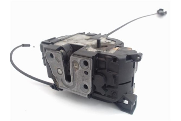 Recambio de cierre electromagnetico trasero izquierdo para renault modus i 1.5 dci (fp0f, jp0f) referencia OEM IAM 8200219246  