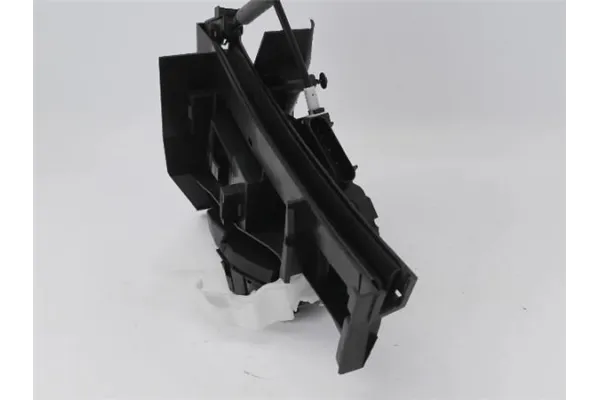 Recambio de cierre electromagnetico trasero derecho para ford focus berlina (cew) 1.5 business referencia OEM IAM BM5AA26412 BM5