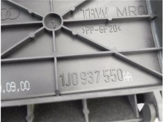 Recambio de caja fusibles/rele para volkswagen golf iv variant (1j5) 1.9 highline referencia OEM IAM 1J0937550  