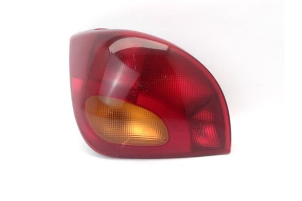 Recambio de piloto trasero izquierdo para ford fiesta berlina referencia OEM IAM 96FG13N004BA  