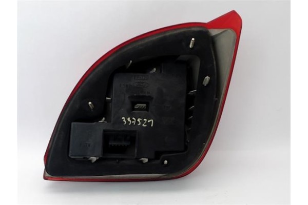 Recambio de piloto trasero izquierdo para ford fiesta berlina referencia OEM IAM 96FG13N004BA  