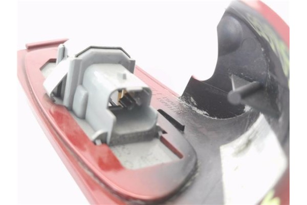 Recambio de intermitente retrovisor izquierdo para citroen c4 berlina 1.6 exclusive referencia OEM IAM 9671589377 9672121377 