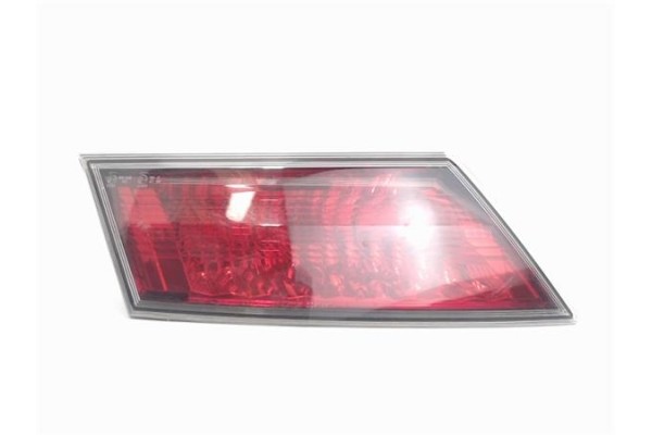 Recambio de piloto porton trasero izquierdo para honda civic viii hatchback (fn, fk) 2.2 ctdi referencia OEM IAM  22616721 
