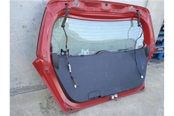 Recambio de porton trasero para suzuki swift iii (sg) 1.3 referencia OEM IAM 6910063J23  