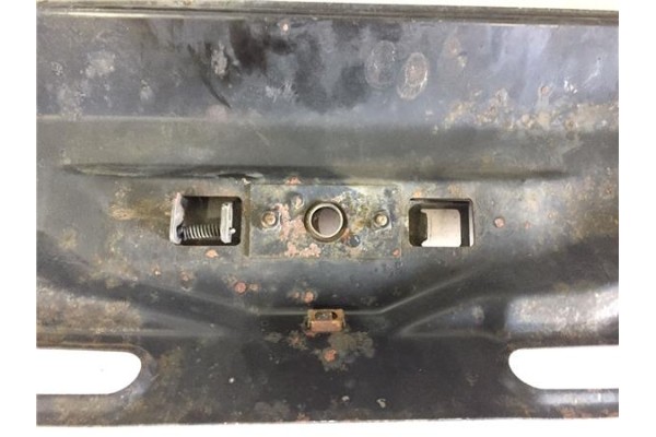Recambio de frente delantero para mercedes-benz sprinter 3-t furgón (903) 311 cdi referencia OEM IAM A9018800103 L01353 90188001