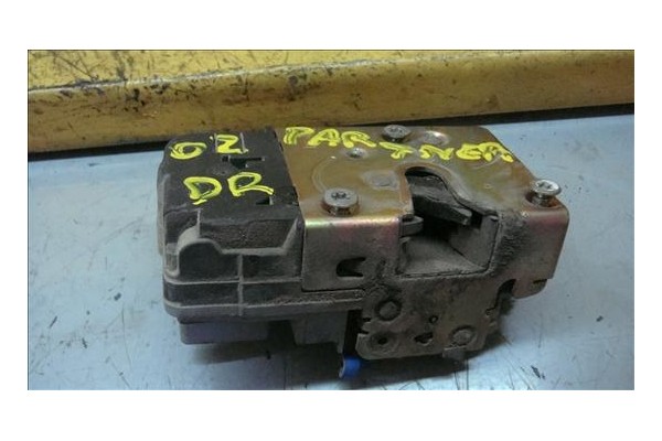 Recambio de cierre electromagnetico delantero derecho para peugeot partner furgón (5) 1.9 d referencia OEM IAM   