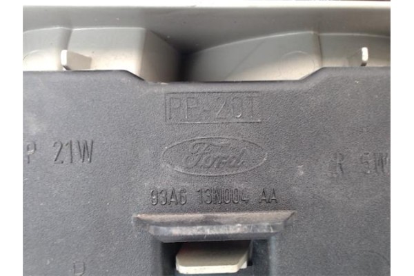 Recambio de piloto trasero derecho para ford escort berl./turn./cab./express referencia OEM IAM 93AG13N004AA  