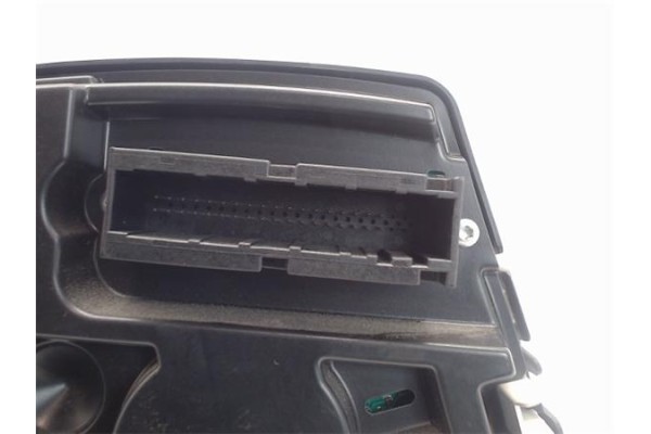 Recambio de cuadro completo para opel astra h berlina 1.7 cosmo referencia OEM IAM 13184318 4405 