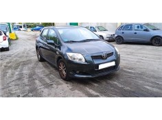 toyota auris (e15) del año 2008