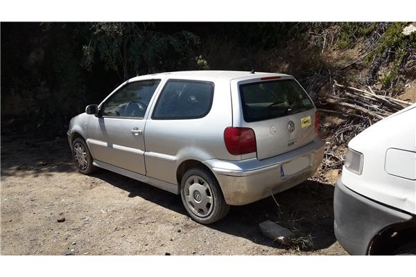 volkswagen polo iii berlina (6n2) del año 2001