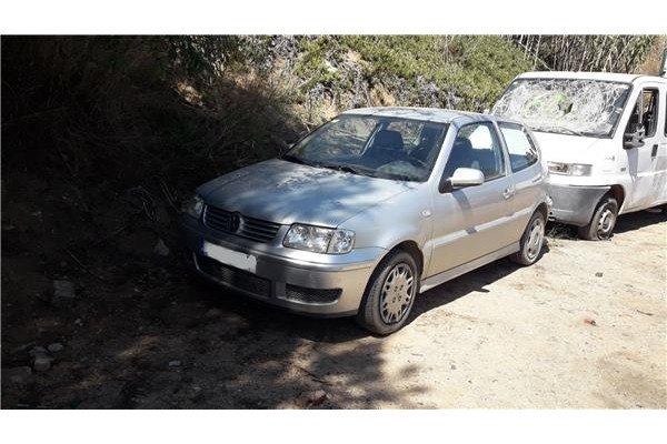 volkswagen polo iii berlina (6n2) del año 2001