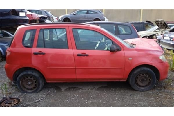 mazda 2 (b2w) del año 2004
