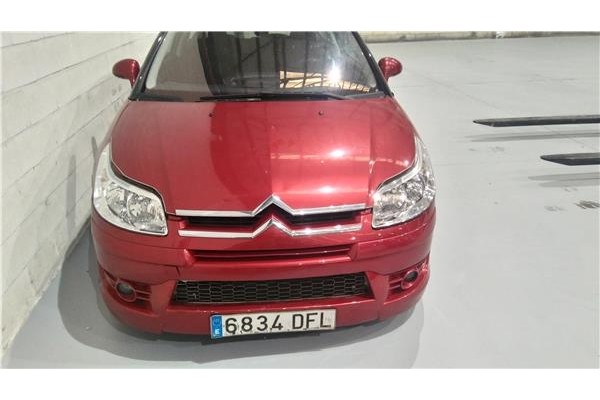 citroen c4 berlina del año 2005