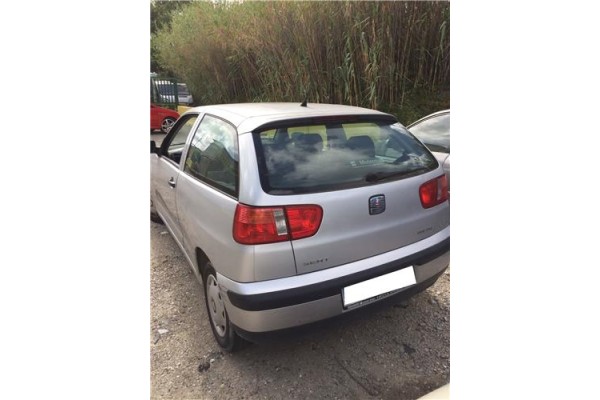 seat ibiza (6k1) del año 2001