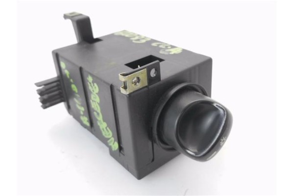 Recambio de mando de luces para mercedes-benz clase a (bm 168) 1.6 160 (168.033) referencia OEM IAM 1685450104  