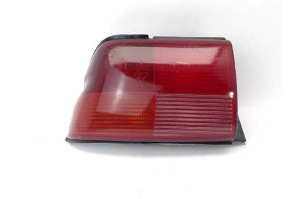 Recambio de piloto trasero izquierdo para ford escort berl./turnier referencia OEM IAM 93AG13N004AA  