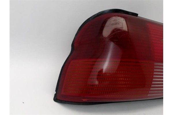 Recambio de piloto trasero izquierdo para ford escort berl./turnier referencia OEM IAM 93AG13N004AA  