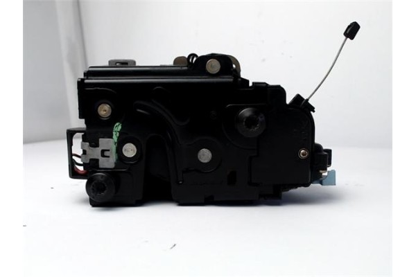 Recambio de cierre electromagnetico trasero izquierdo para seat altea (5p1) 1.9 tdi referencia OEM IAM 7L0839015D  