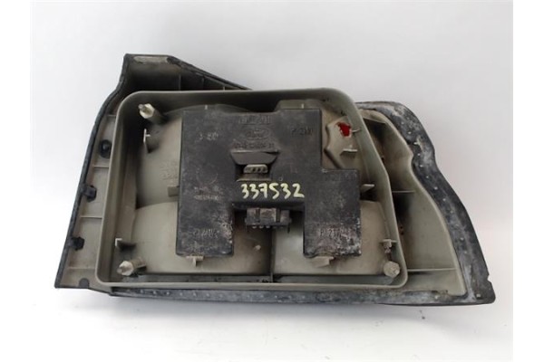 Recambio de piloto trasero izquierdo para ford escort berl./turnier referencia OEM IAM 93AG13N004AA  