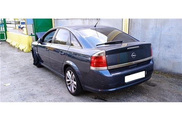 opel vectra c berlina del año 2006