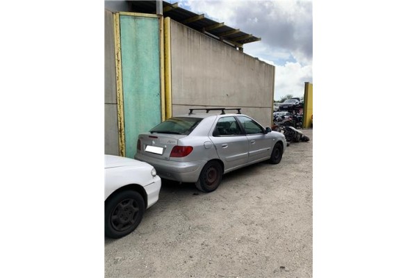 citroen xsara berlina del año 2003