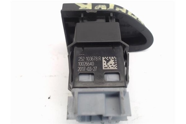 Recambio de boton cierre centralizado para renault captur i 0.9 zen referencia OEM IAM 252103678R 10026640 