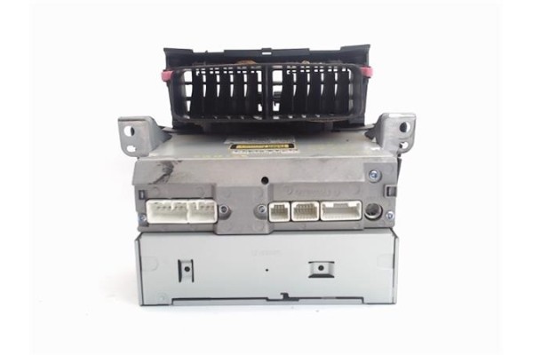 Recambio de radio / cd para toyota yaris (ksp9/scp9/nlp9) 1.3 vvt-i referencia OEM IAM CQTS0570LC  