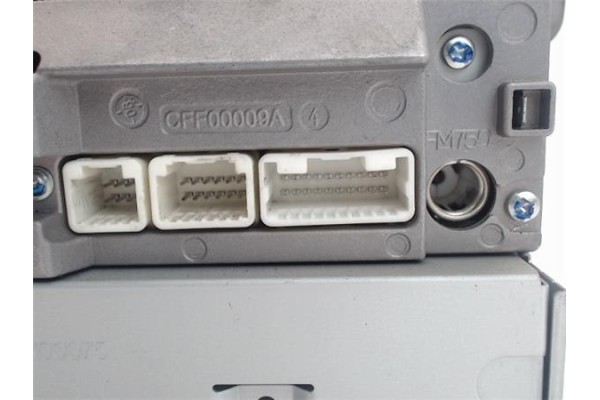 Recambio de radio / cd para toyota yaris (ksp9/scp9/nlp9) 1.3 vvt-i referencia OEM IAM CQTS0570LC  