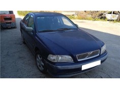 volvo s40 berlina del año 1997