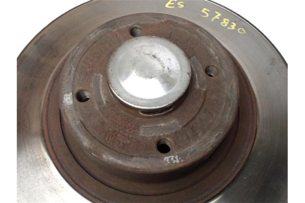 Recambio de buje trasero izquierda para renault scenic ii (jm) 1.5 dci (jm0f) referencia OEM IAM 7701208059 432004943R 