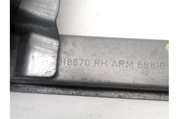 Recambio de elevalunas electrico delantero derecho para peugeot 107 1.0 básico referencia OEM IAM 9222T6  