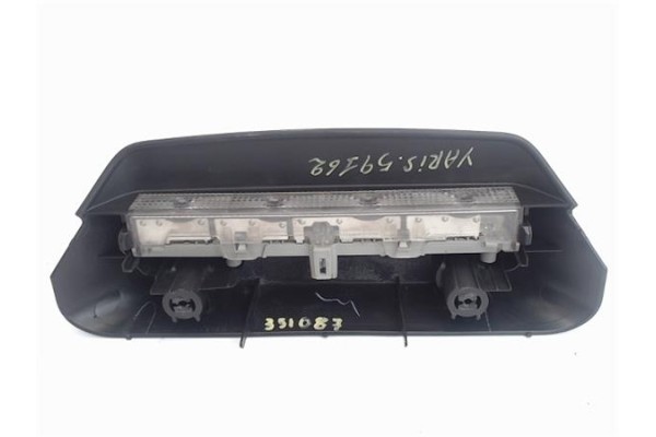 Recambio de luz central de freno para toyota yaris (ksp9/scp9/nlp9) 1.3 vvt-i referencia OEM IAM 28816698  