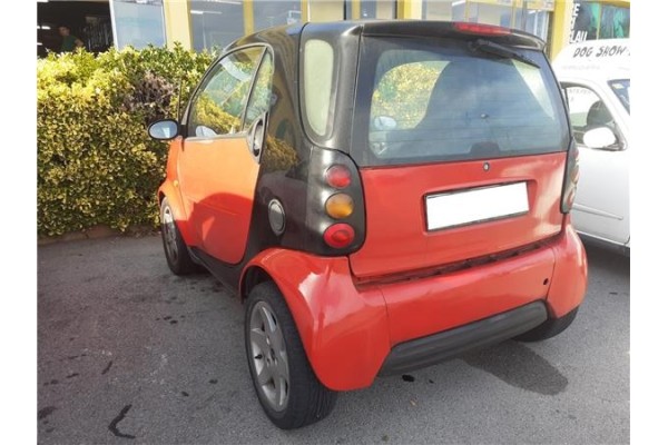 smart micro compact car del año 2001