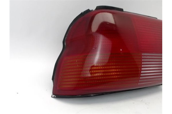 Recambio de piloto trasero izquierdo para ford escort berl./turnier referencia OEM IAM 93AG13A603  