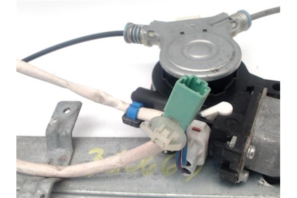 Recambio de elevalunas electrico delantero derecho para honda jazz (gd1/5) 1.4 referencia OEM IAM 72210SAAJ02  