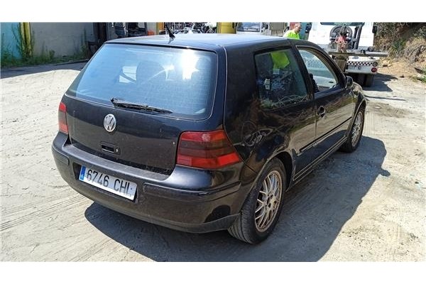 volkswagen golf iv berlina (1j1) del año 2003