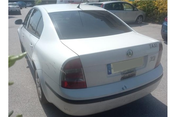 skoda superb (3u4) del año 2008