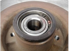 Recambio de buje trasero derecho para renault scenic ii (jm) 1.5 dci (jm0f) referencia OEM IAM 7701208059 432004943R 