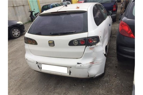 seat ibiza (6l1) del año 2002