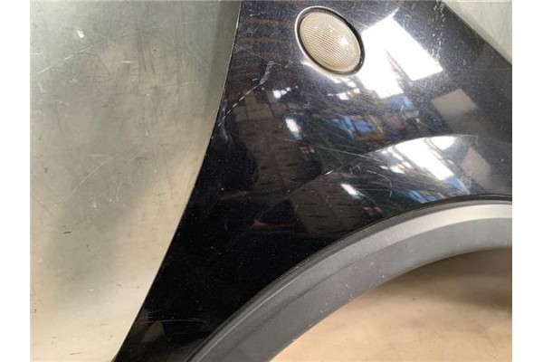 Recambio de aleta delantero derecha para opel corsa c 1.3 cdti referencia OEM IAM 9196449 9196449 