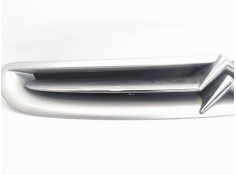 Recambio de rejilla capo para citroen xsara picasso 2.0 hdi referencia OEM IAM 9632099177  