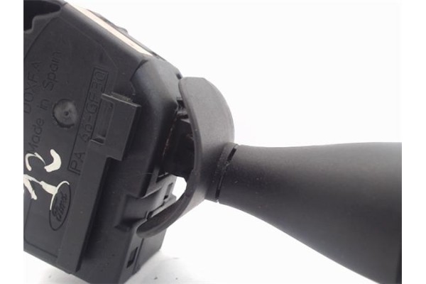 Recambio de mando limpiaparabrisas para ford fiesta (cbk) referencia OEM IAM   