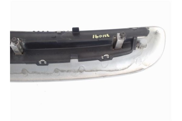 Recambio de rejilla capo para citroen xsara picasso 2.0 hdi referencia OEM IAM 9632099177  