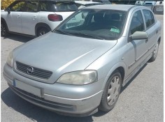 opel astra g berlina del año 2001
