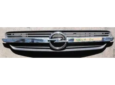 Recambio de rejilla capo para opel meriva 1.7 cdti referencia OEM IAM 13117843 13173797 