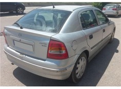 opel astra g berlina del año 2001