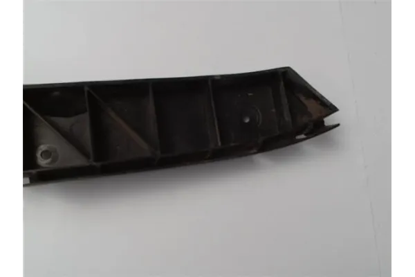 Recambio de soporte aleta delantero derecha para volkswagen polo iii berlina (6n2) 1.4 conceptline referencia OEM IAM 337544  
