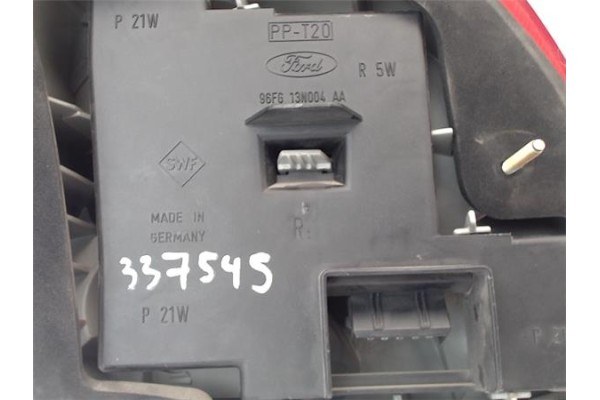 Recambio de piloto trasero derecho para ford fiesta berlina referencia OEM IAM 96FG13N004AA  